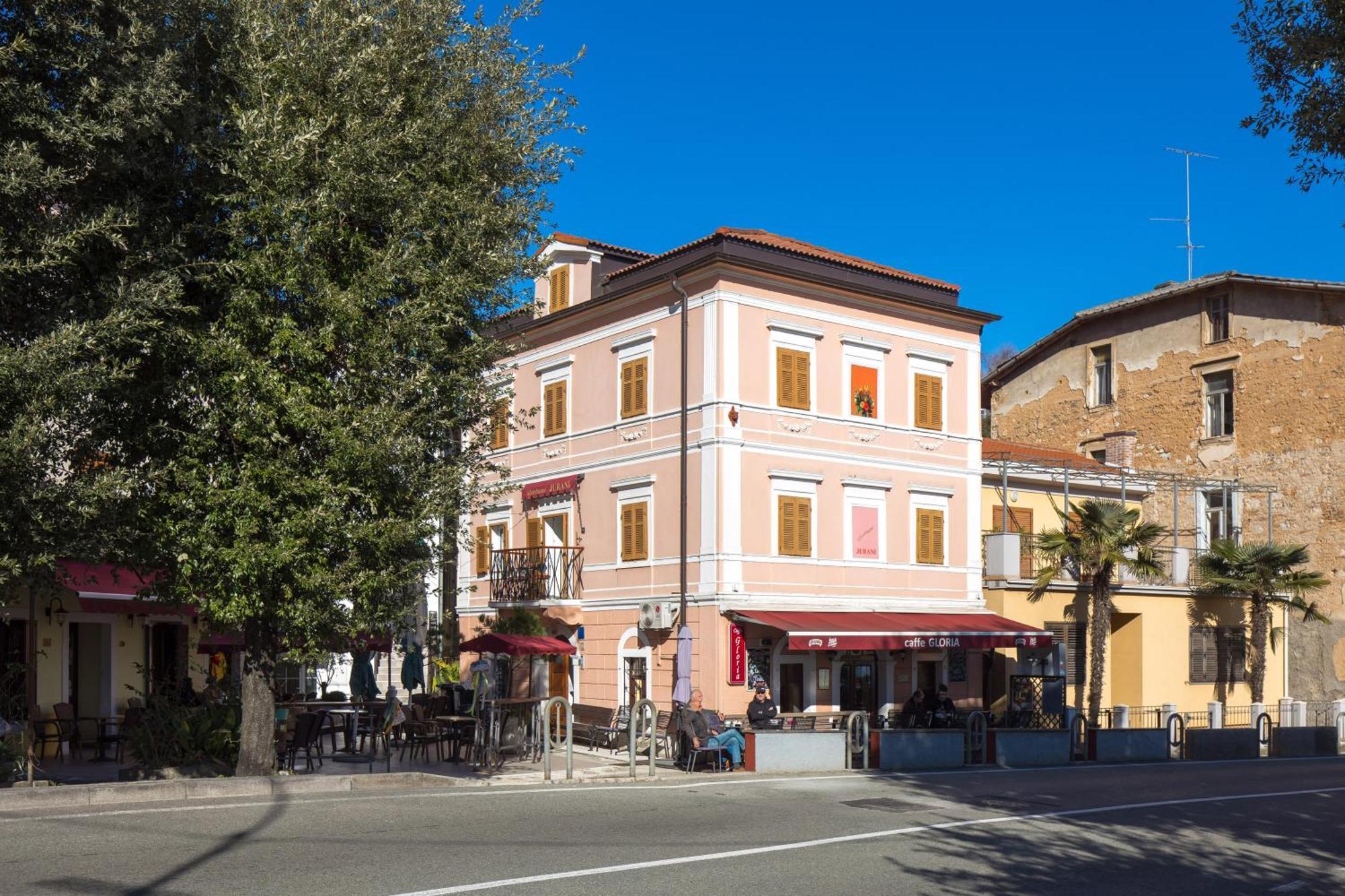 Apartments Anaika At The Beach, Opatija Kültér fotó