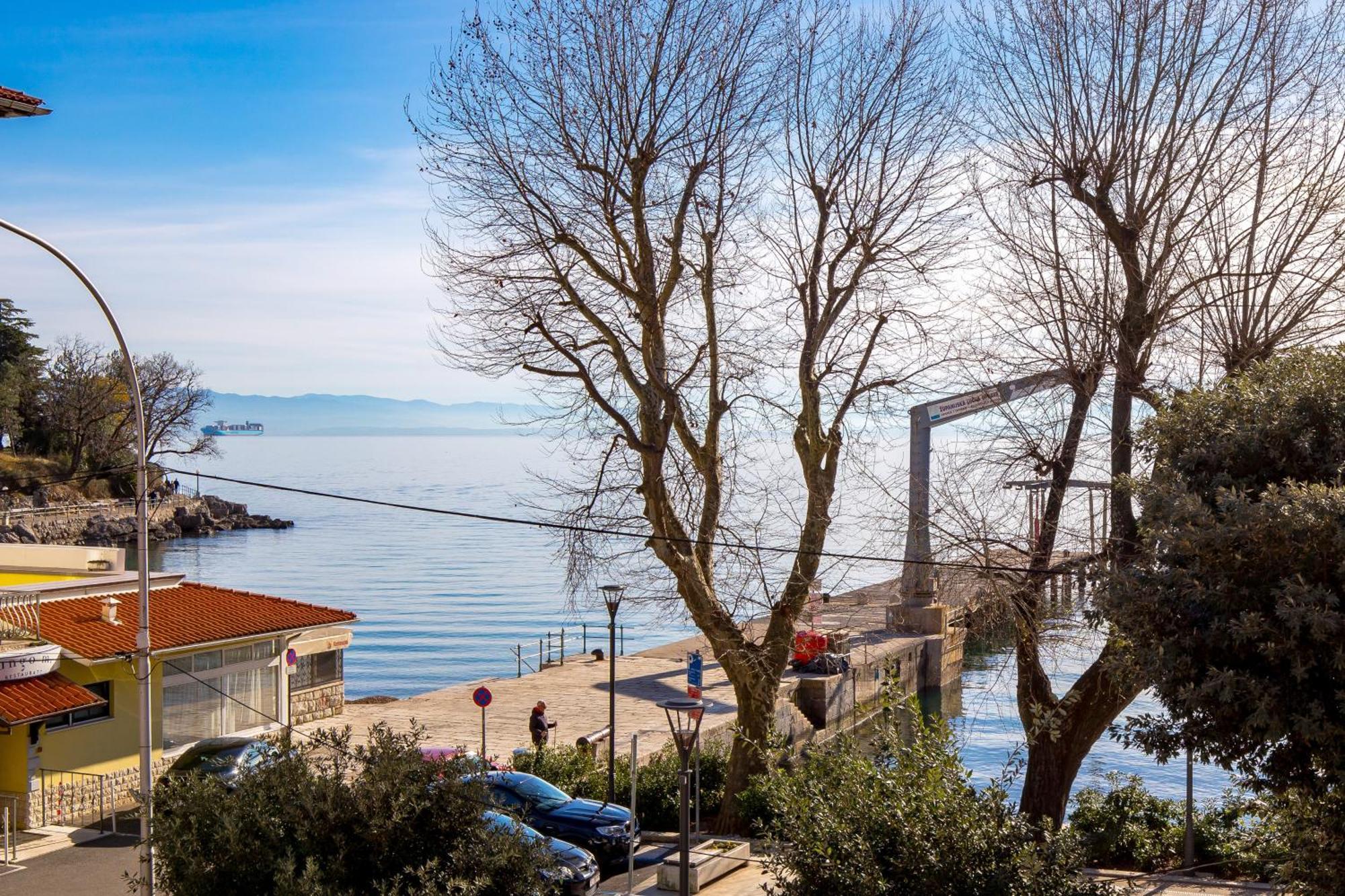 Apartments Anaika At The Beach, Opatija Kültér fotó